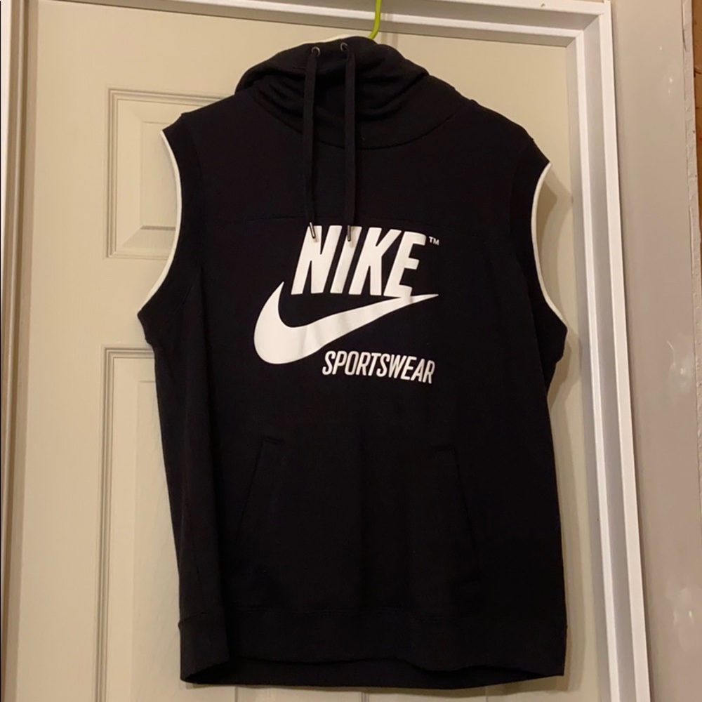 Women’s Nike hooded cutoff sweater